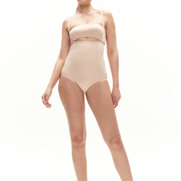 NEW Heist Studios The High Waist Brief Shapeware Beige Tan Large - Picture 1 of 5